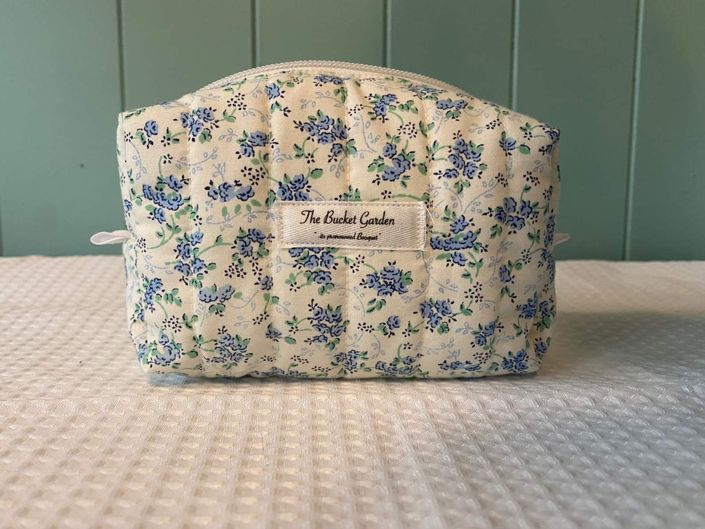 Boxy Pouch - Vintage Blue Floral - Small
