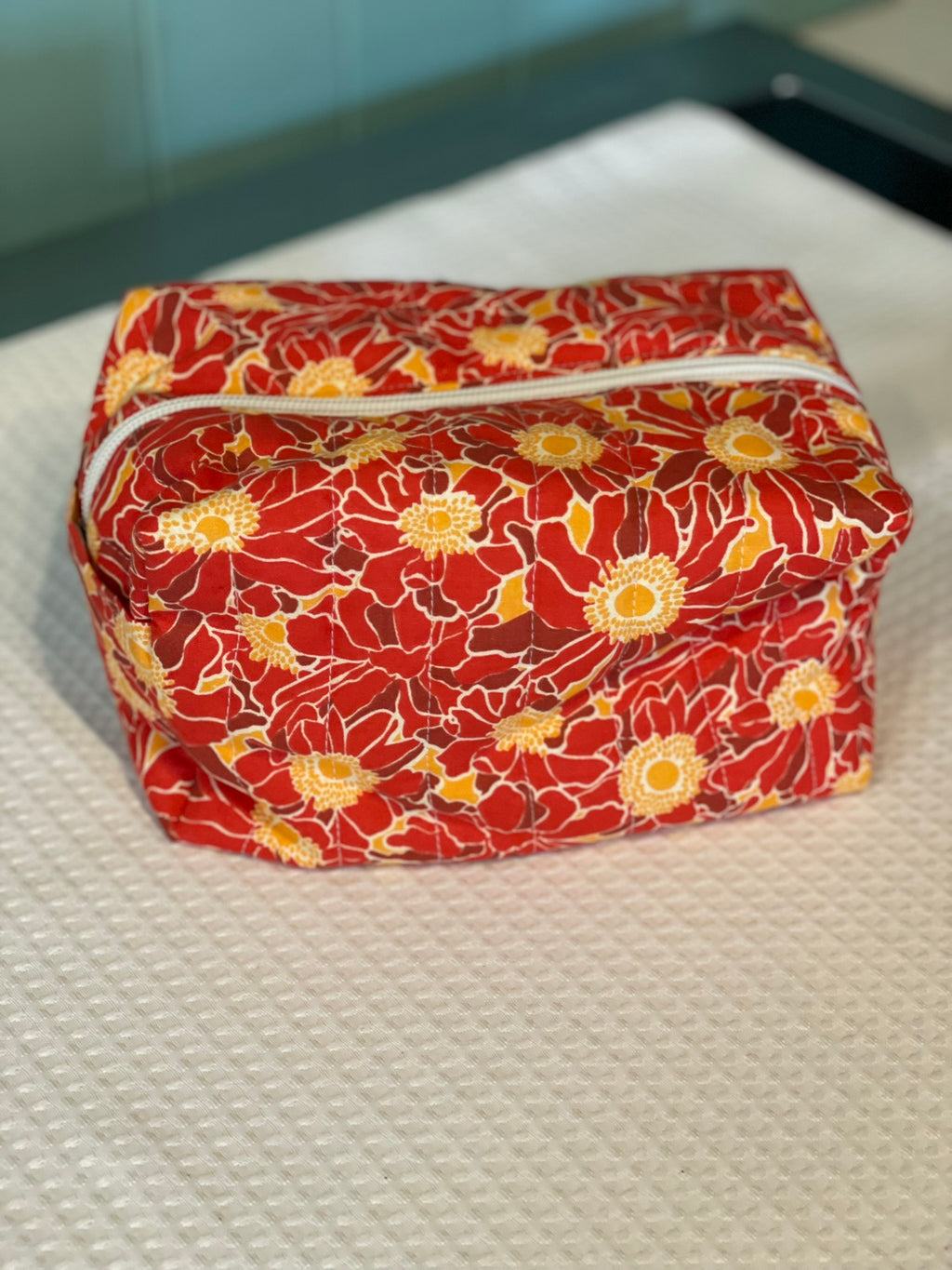 Boxy Pouch - Retro Orange - Medium