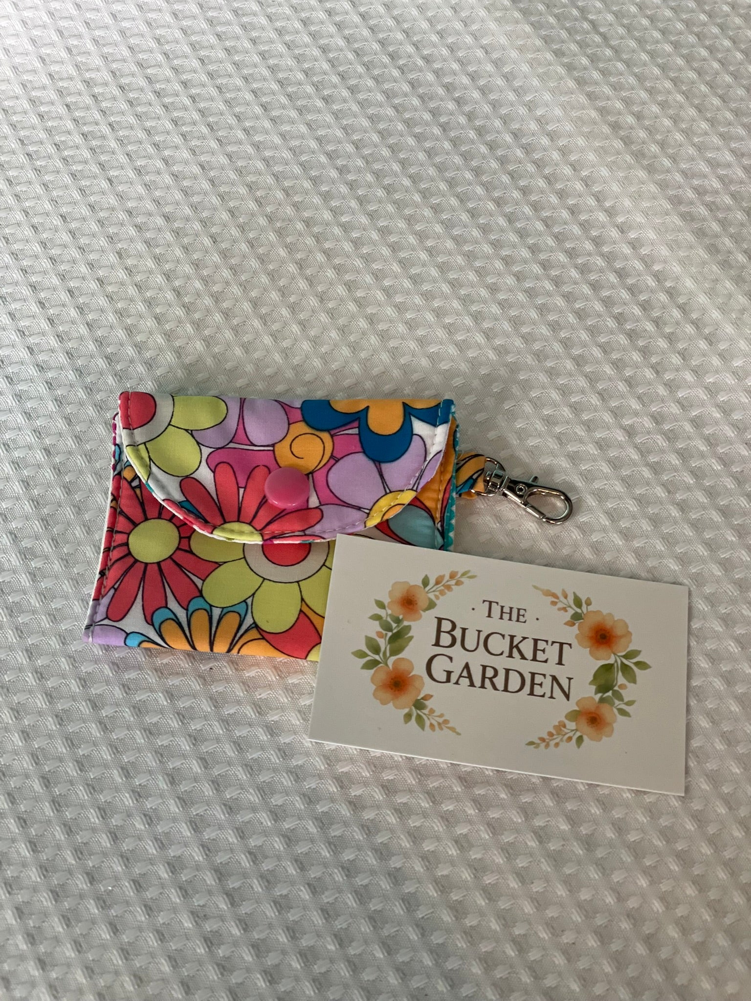 Ear Bud Case - Daisy Floral - Large