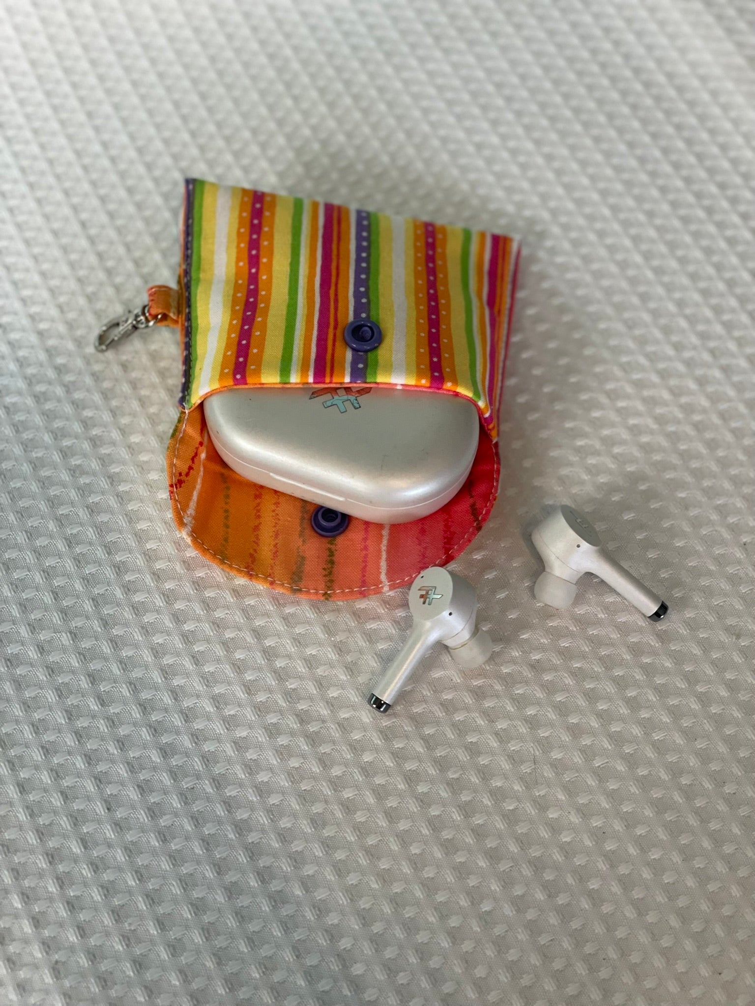 Ear Bud Case - Bright Rainbow - Large