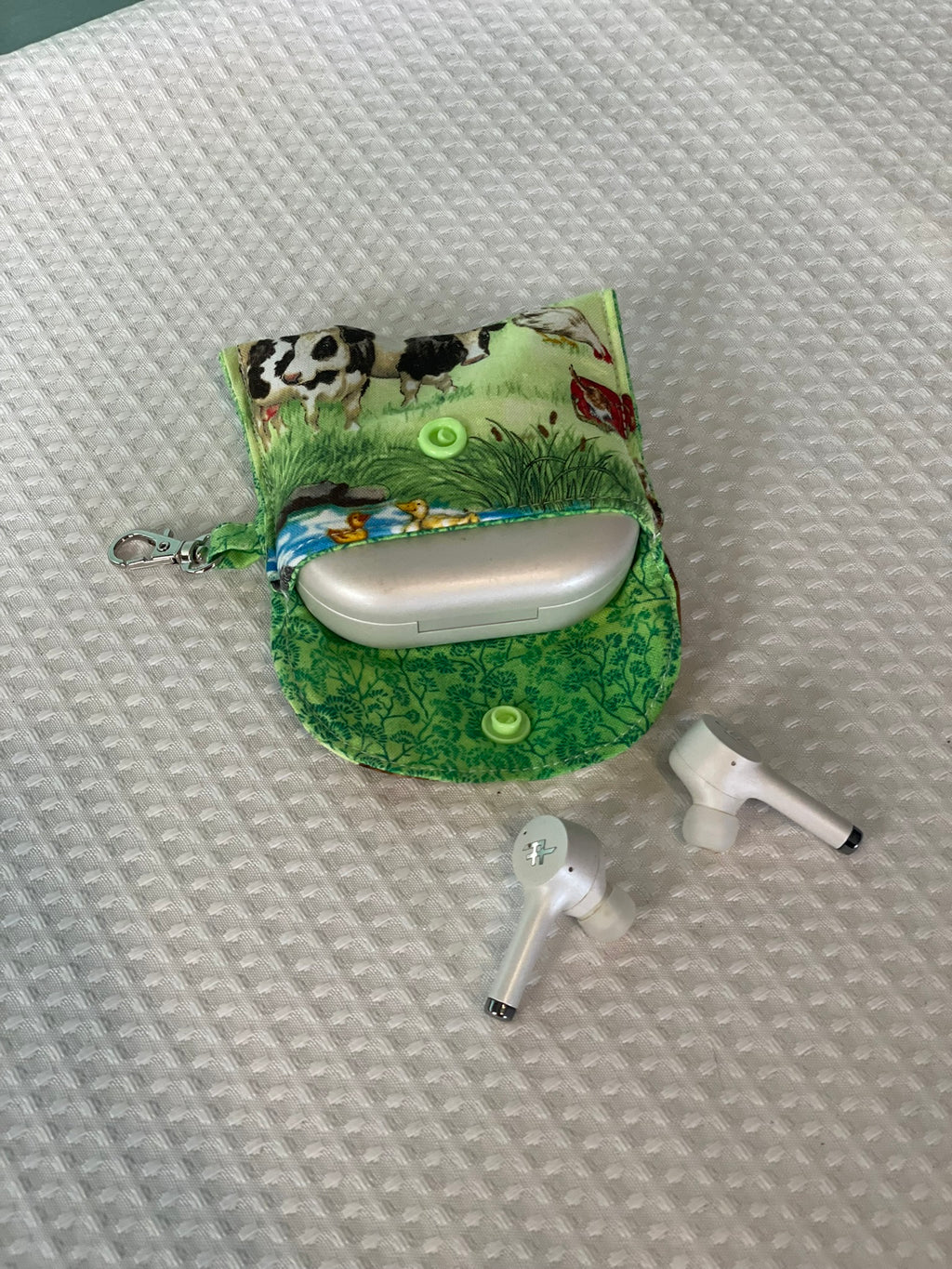 Ear Bud Case - Farmyard - Large