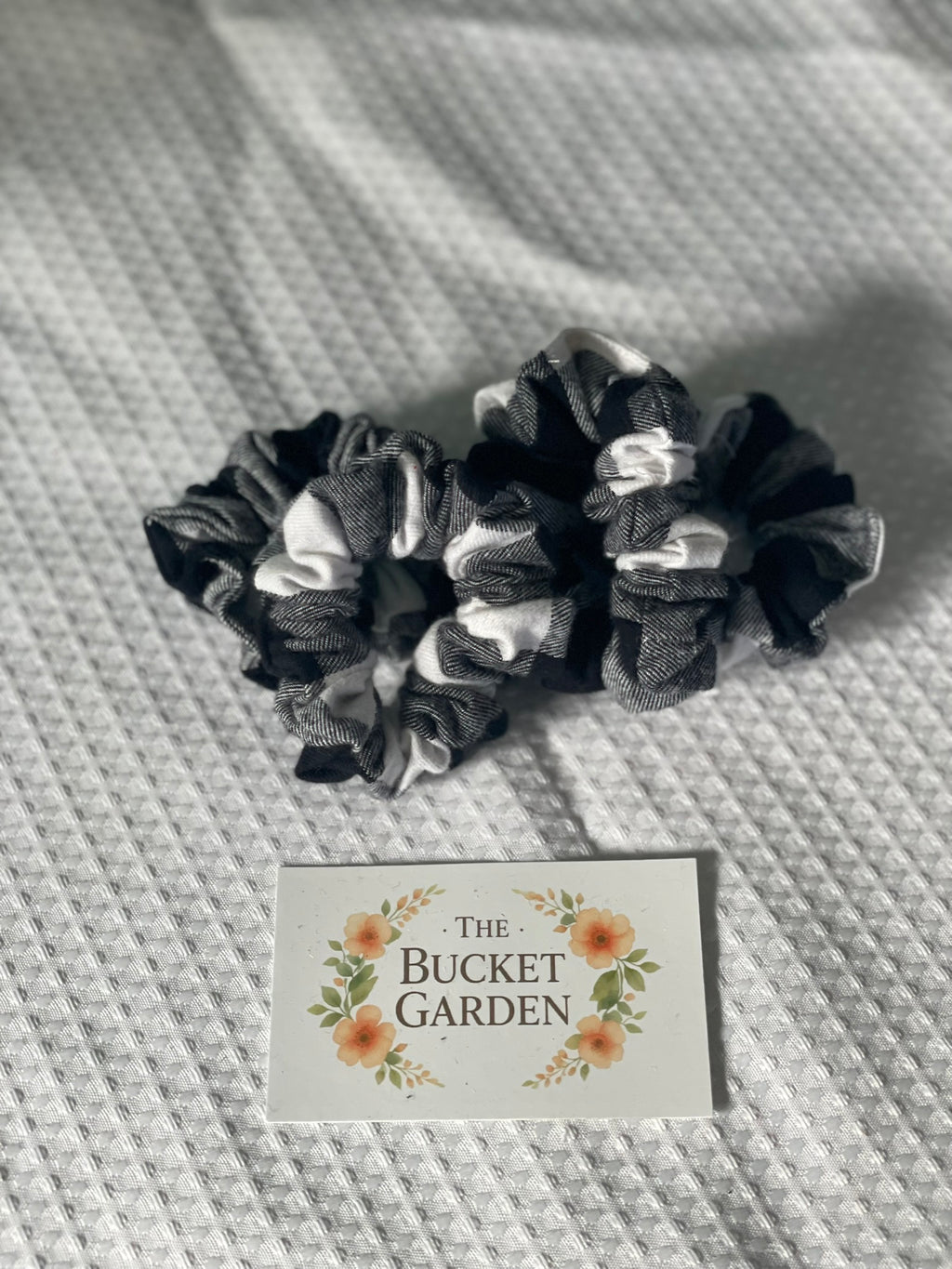 Hair Scrunchie - Regular - Black and White Plaid Flannel