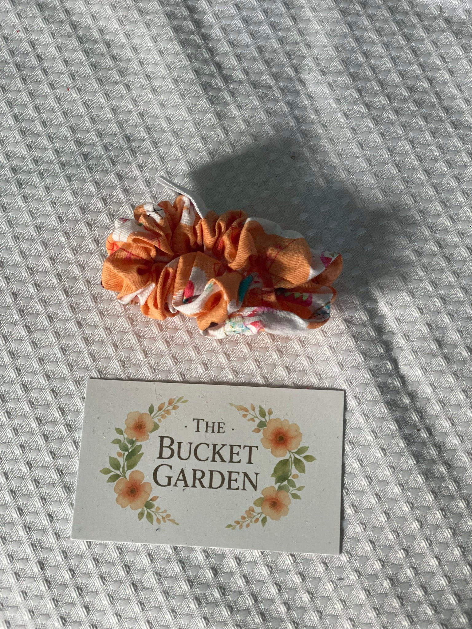 Hair Scrunchie - Regular - Orange Llama