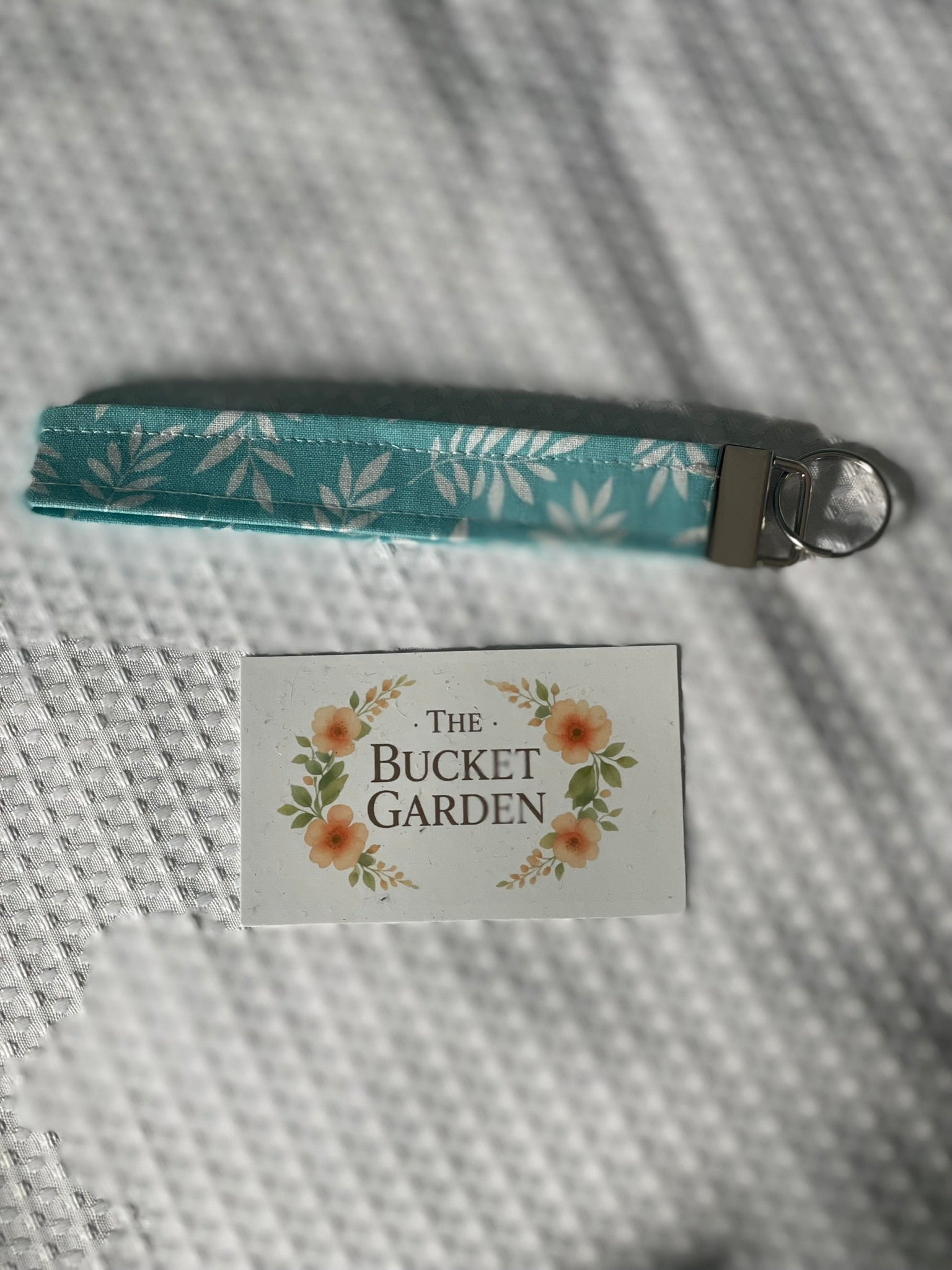 Wristlet - Blue Leaf