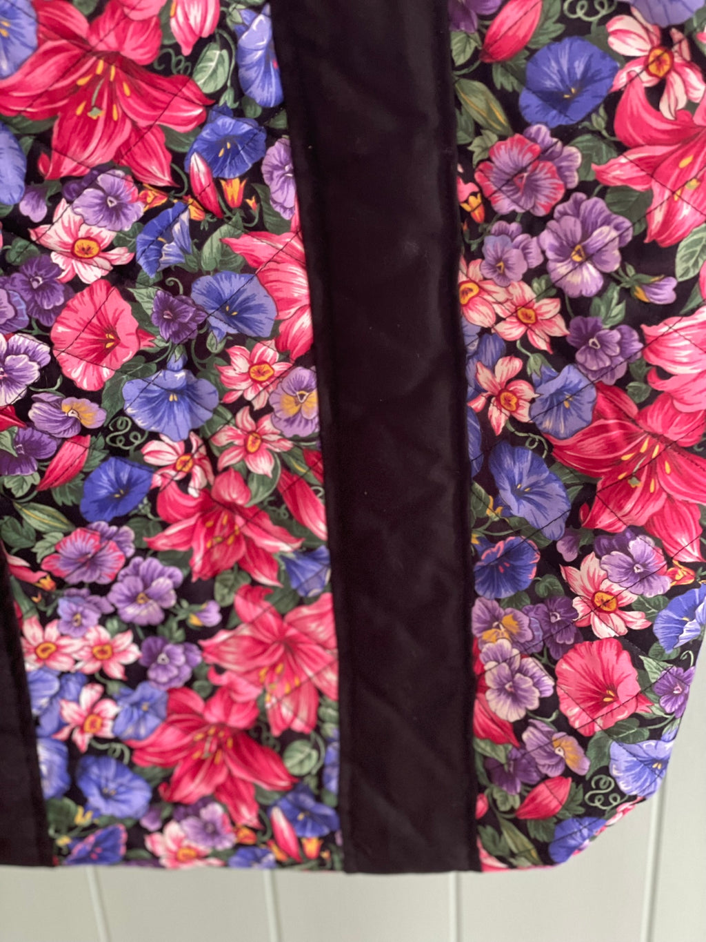 Everyday Tote Bag - Cross Hatch Quilted Floral with Black Straps