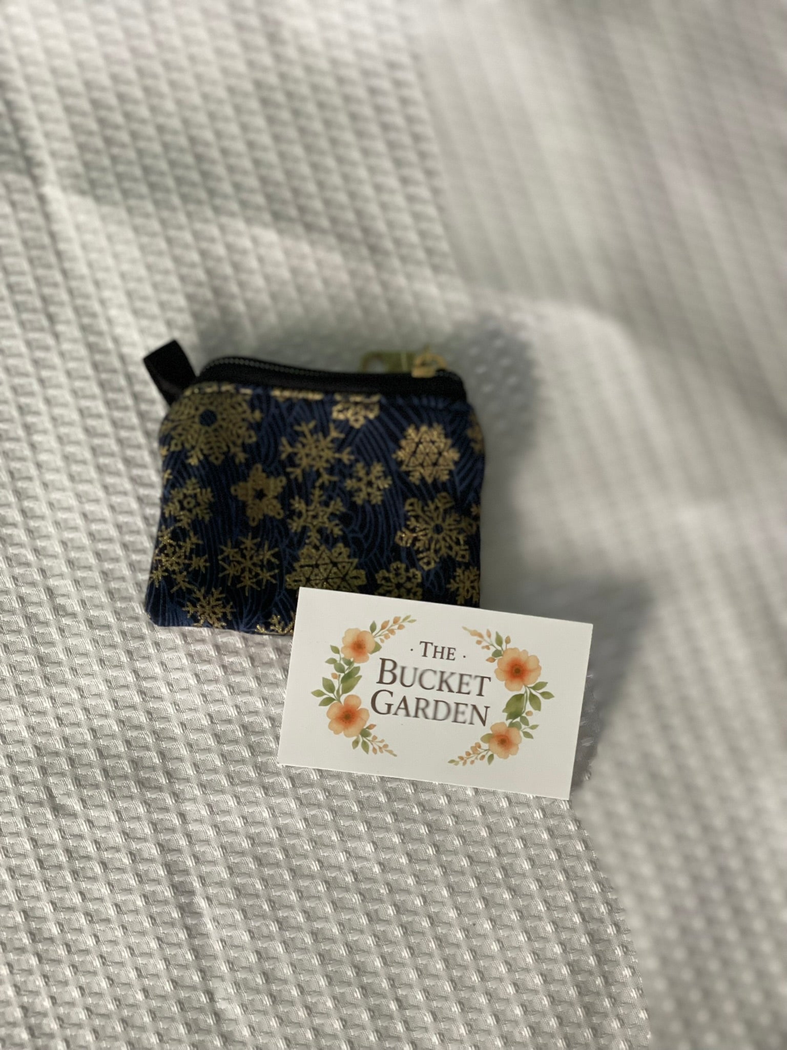 Keychain Coin Purse - Navy with Gold Snowflakes