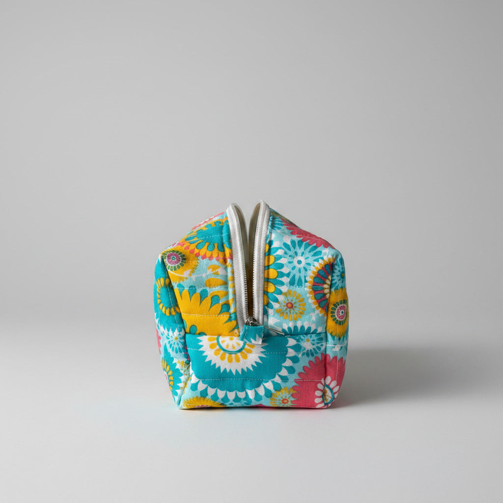 Boxy Pouch - Retro Teal Floral - Medium